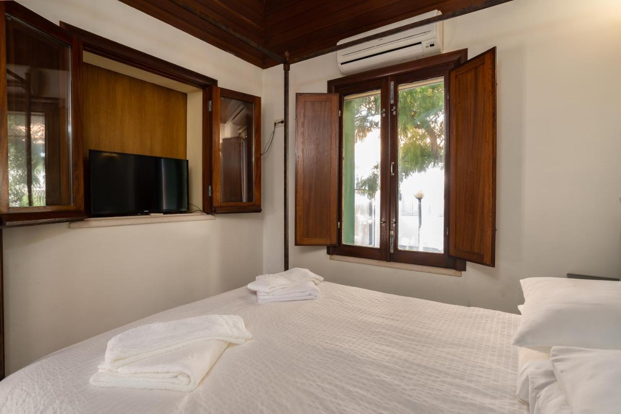 Holiday Villa In Elite Residential Area Of Φάρο Εξωτερικό φωτογραφία