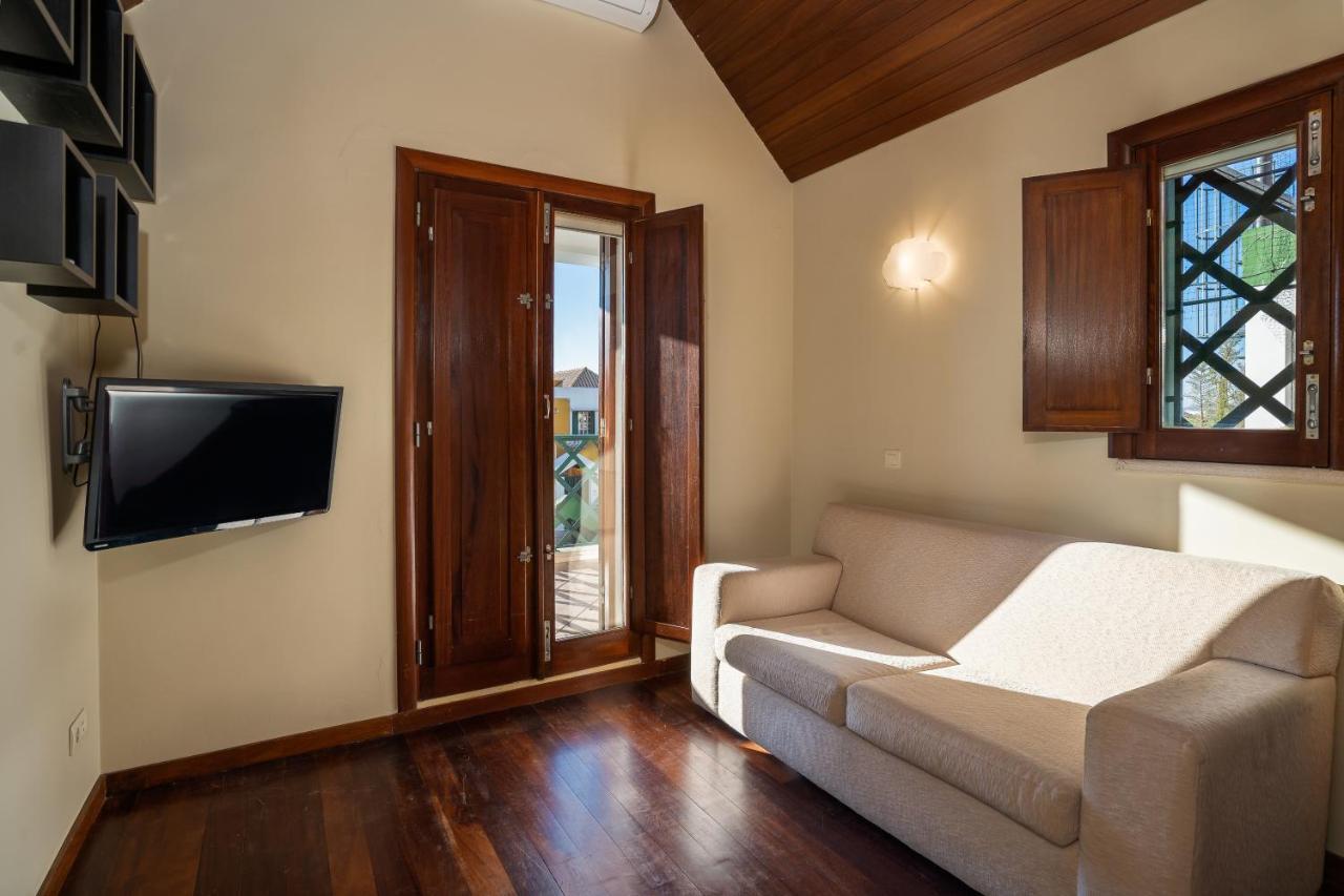 Holiday Villa In Elite Residential Area Of Φάρο Εξωτερικό φωτογραφία
